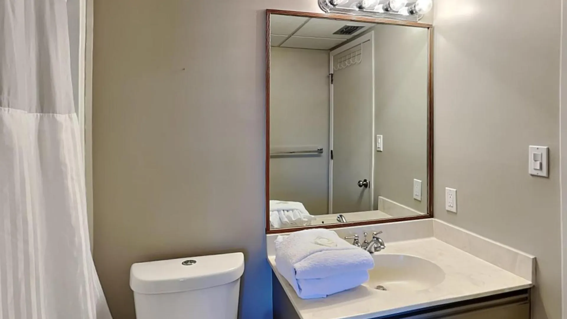 Edgewater Villa 609 Panama City Beach Apartment
